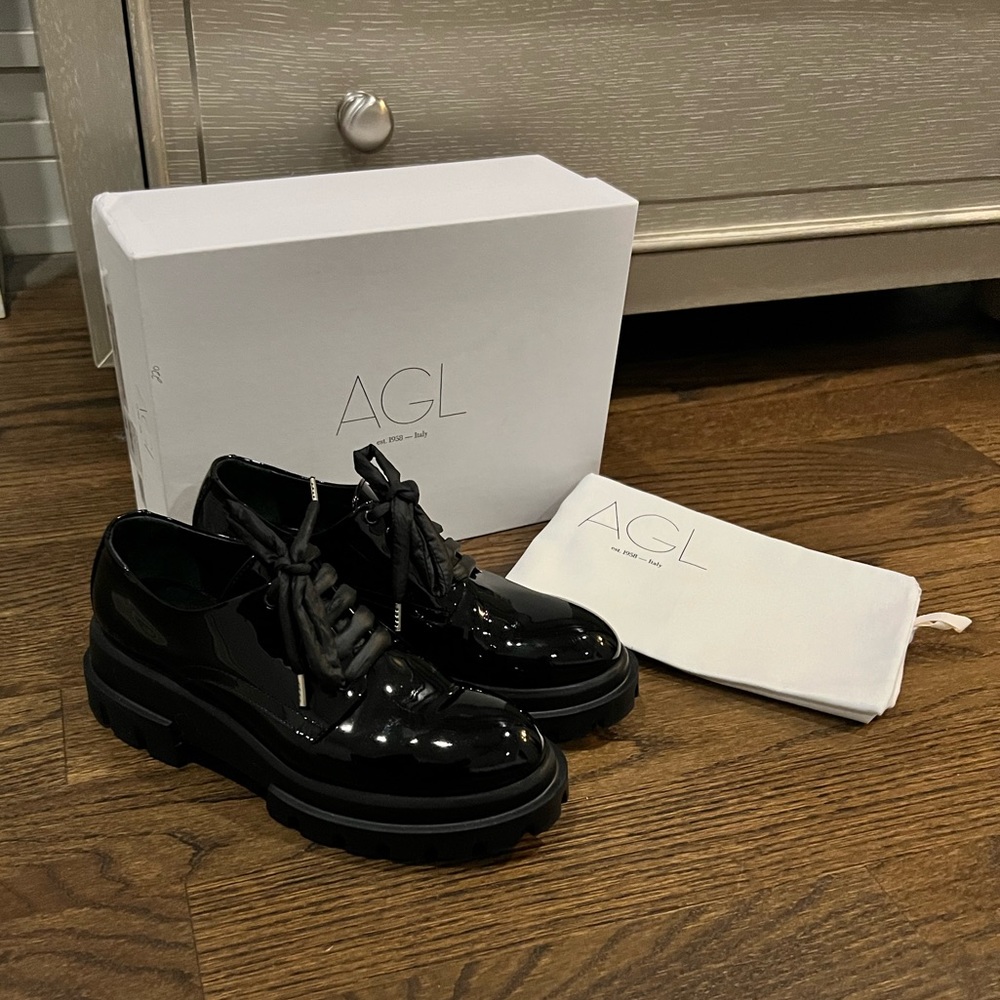 AGL lugged Oxford